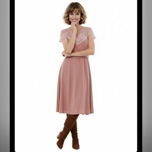 New Lace Flowing Cocktail Dress Midi Vintage Style Swing A-Line Fitted Airy BOHO